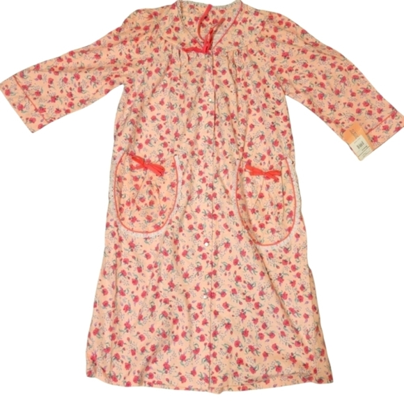 NWT Dead Stock Vintage Vandemere Floral Lace Night Gown House Coat Pearl Snap - Picture 11 of 11
